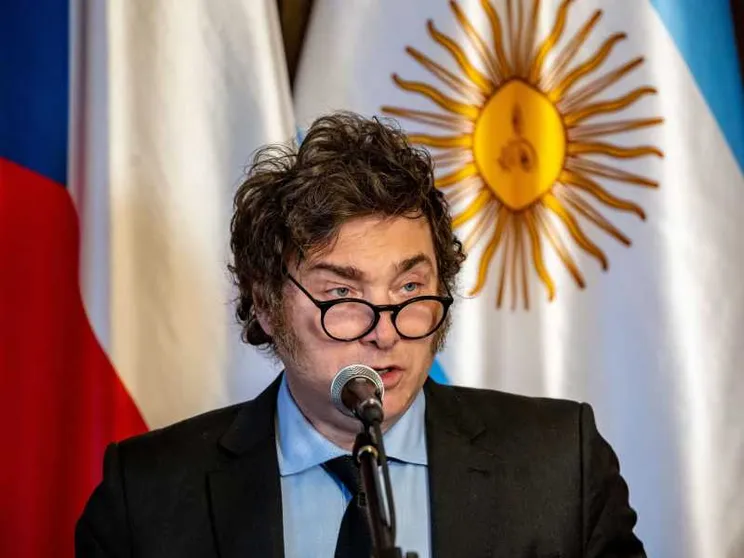 Javier Milei ormai senza alcun freno: anche i 13enni andranno in carcere