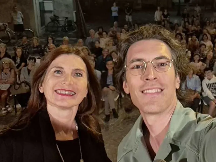 Il cantautore Caccamo: «Ridiamo un senso alle parole»