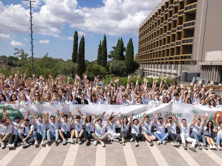 Huawei punta alla formazione "globale"
