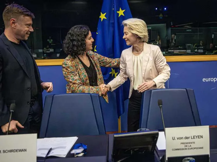 Von der Leyen non apre ai Conservatori. Tormentone Orbán: sarà boicottato