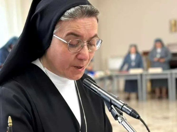 Suore Collegine: madre Alongi confermata superiora generale
