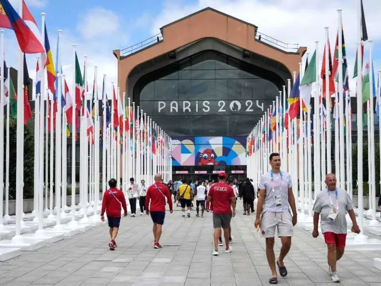 Villaggio olimpico, il mondo racchiuso in un residence