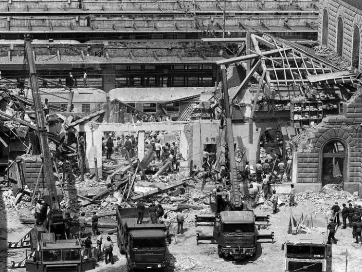 Strage di Bologna: le condanne e i processi (anche per i depistaggi)