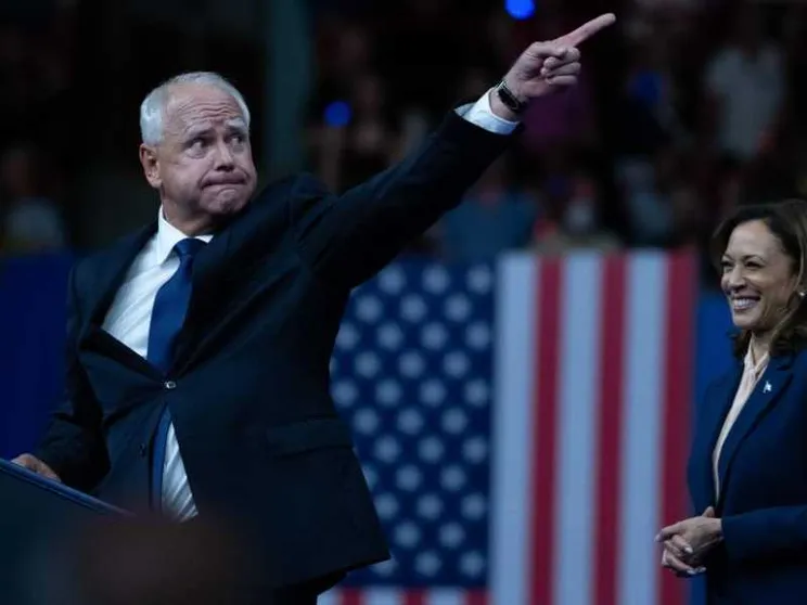 Tim Walz, lo «zio d'America» che piace alla gente
