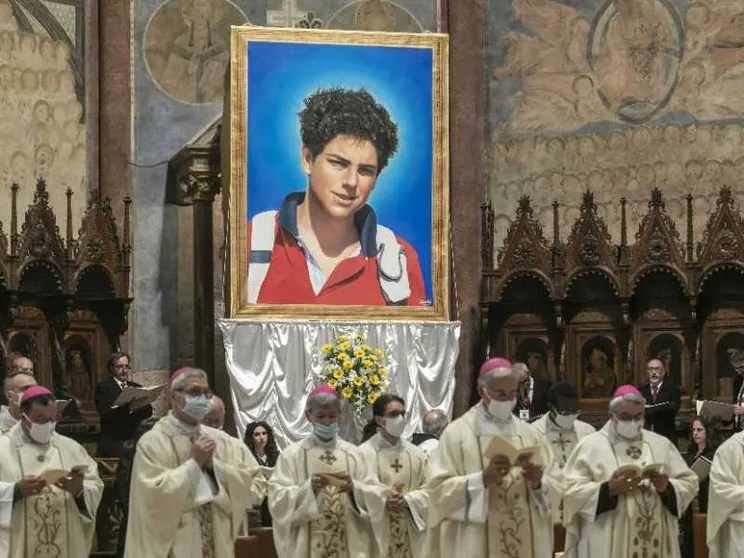 C'è una reliquia di Carlo Acutis nella cappella dell'ospedale di Sapri
