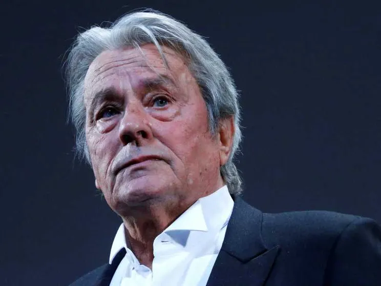 Addio ad Alain Delon, leggenda del cinema francese