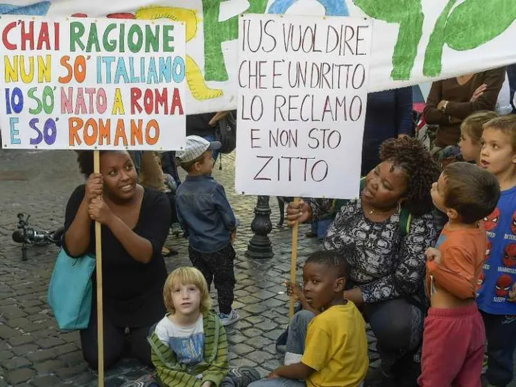 Riforma della cittadinanza, nuovi “sì”. Cos'è il lodo Ciani-Polverini
