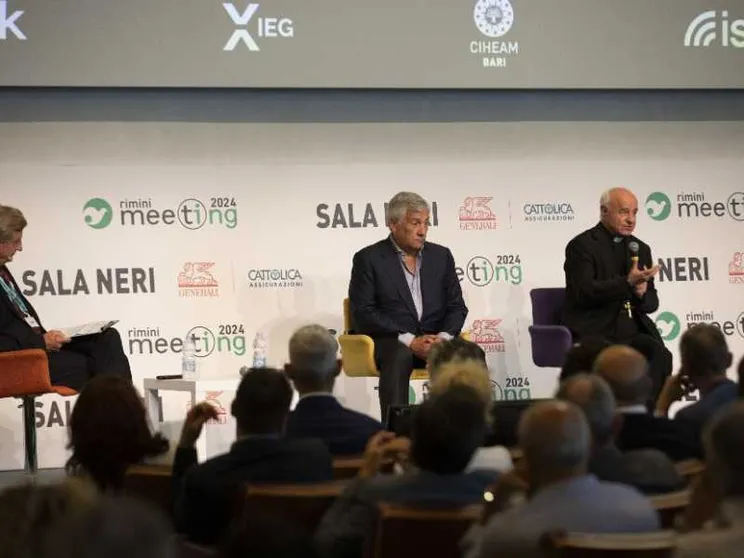 Tajani insiste sullo ius scholae: essere italiani non è legato alle generazioni