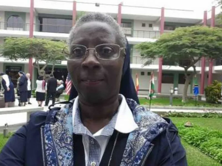 Una suora della Guinea Bissau alla guida dell'Infanzia missionaria