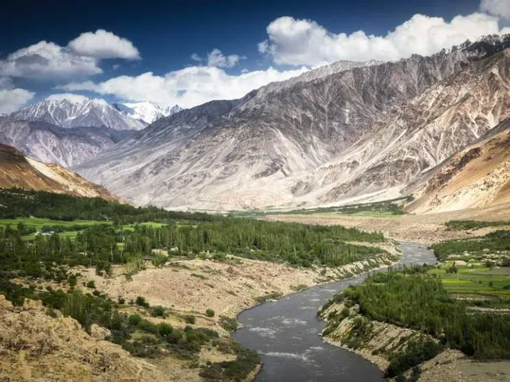 Lungo il corridoio del Wakhan, spartiacque fra più mondi
