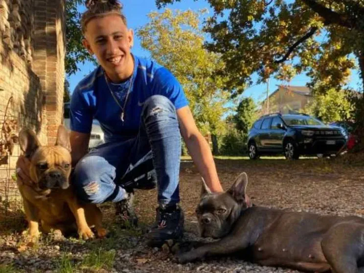 Youssef morto a 18 anni a San Vittore: «Non doveva stare in carcere»