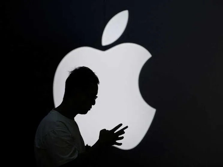 Ecco il nuovo iPhone16: da Apple più spazio all'IA