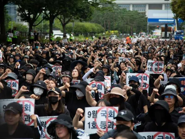 Corea del Sud, la grande fuga degli insegnanti