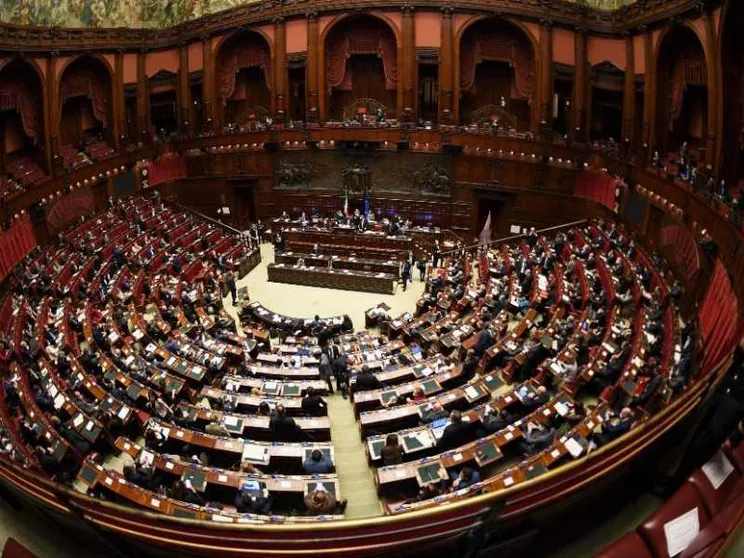 L'aula boccia l'emendamento di Azione sullo Ius scholae, no anche da Fi