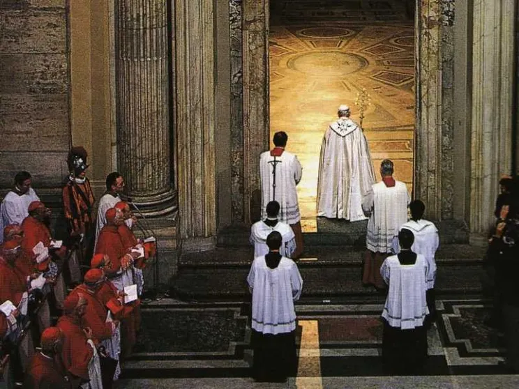 Sortino sui passi dei primi cristiani: «Tornare leggeri come pellegrini»