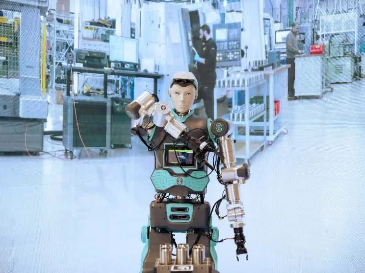 RoBee è il robot (made in Brianza) capace di fare i lavori pesanti
