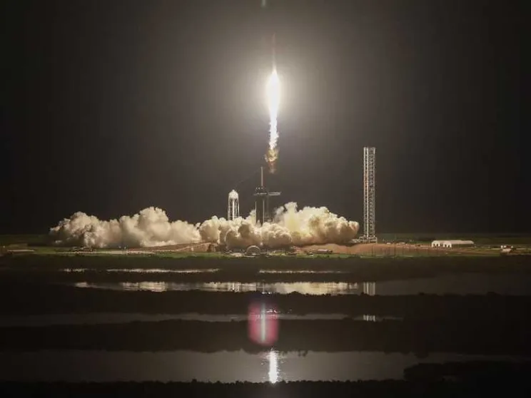 Turismo spaziale per pochi, gli altri con i piedi per terra