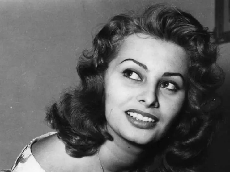 I 90 anni di Sophia Loren, stella di un'Italia senza tempo