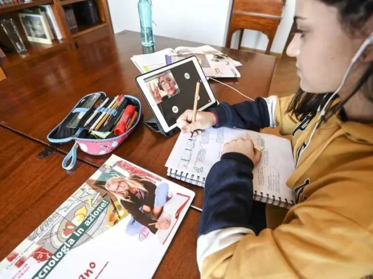 Adolescenti e disagio mentale: quanto pesa il fattore scuola?