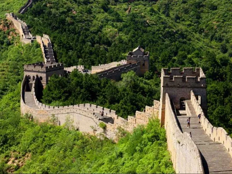 Barriere e libertà, cosa ci insegna la Grande muraglia cinese