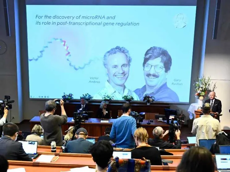"Spegnere" i tumori, un sogno da Nobel assetato di ricerca