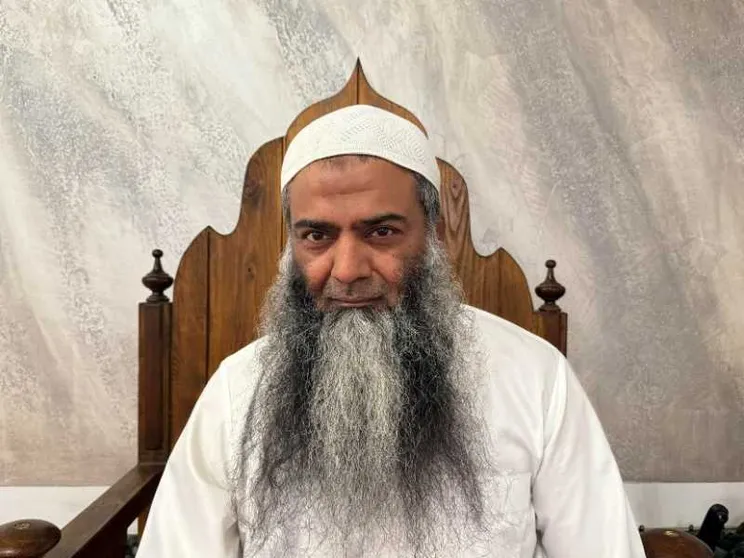 «Sono un estremista islamico». L'espulsione dell'imam filo-Hamas è un caso