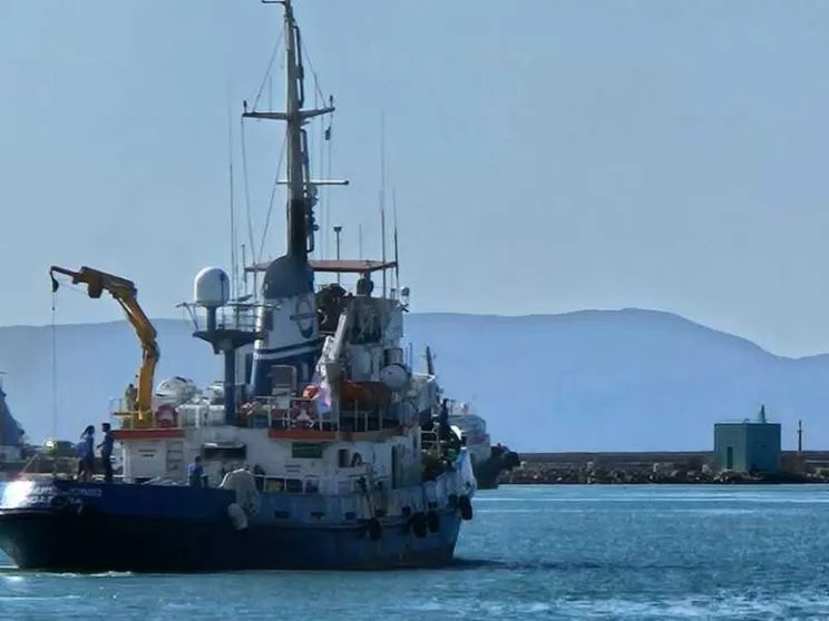 La Mare Jonio "disobbedisce" alla Guardia costiera: altri 20 giorni di stop