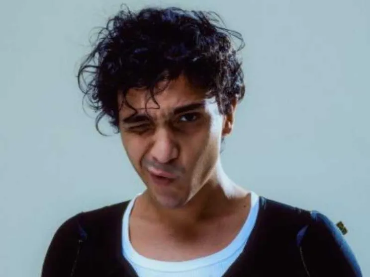 Tananai: «Protesto contro il pop che ti brucia»