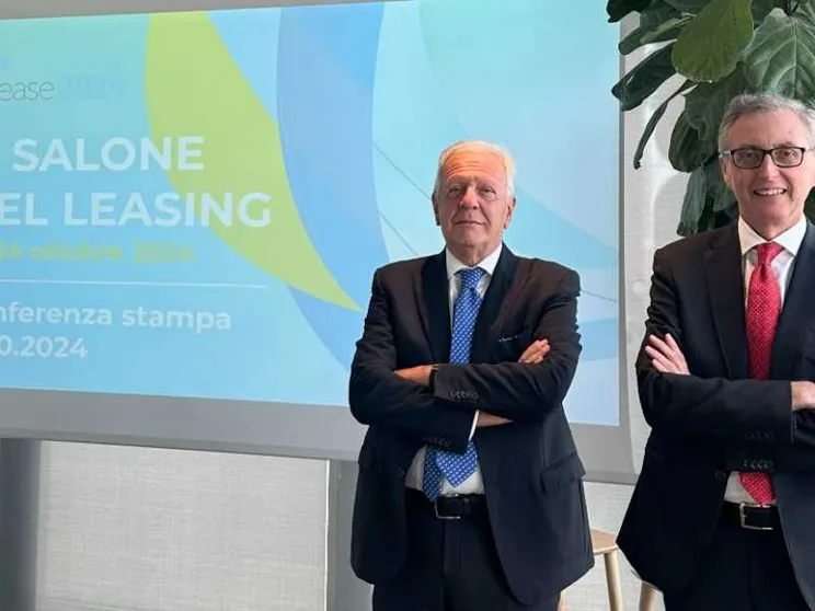 L'automobile tiene in piedi il leasing in Italia