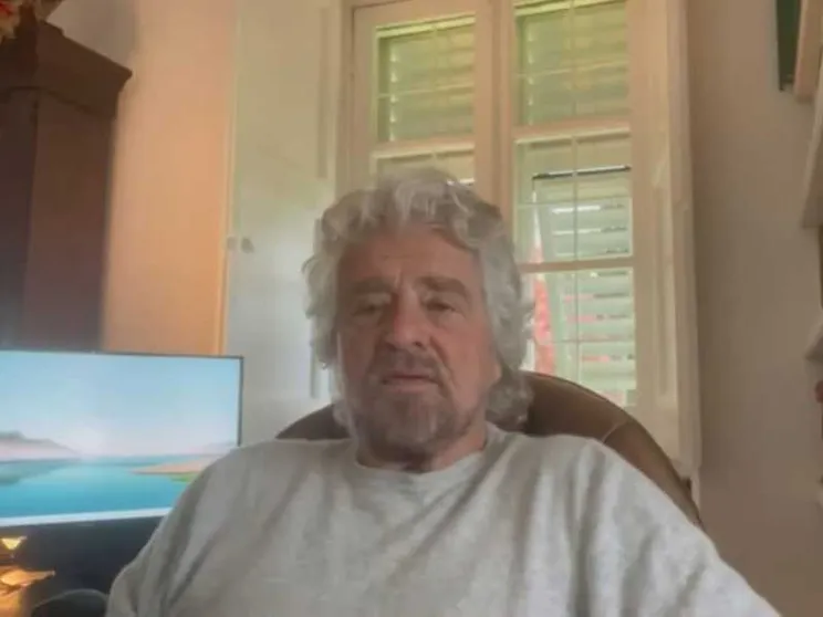 Grillo liquida Conte: si faccia la sua lista, rivendico diritto a estinzione M5s