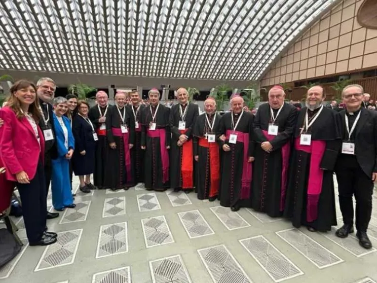 «Dal Sinodo di carta al Sinodo di carne». Brambilla: Chiesa fraterna e multiforme