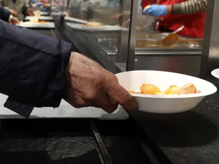 Il botulino negli alimenti e l'anziana morta a Roma: cosa c'è da sapere