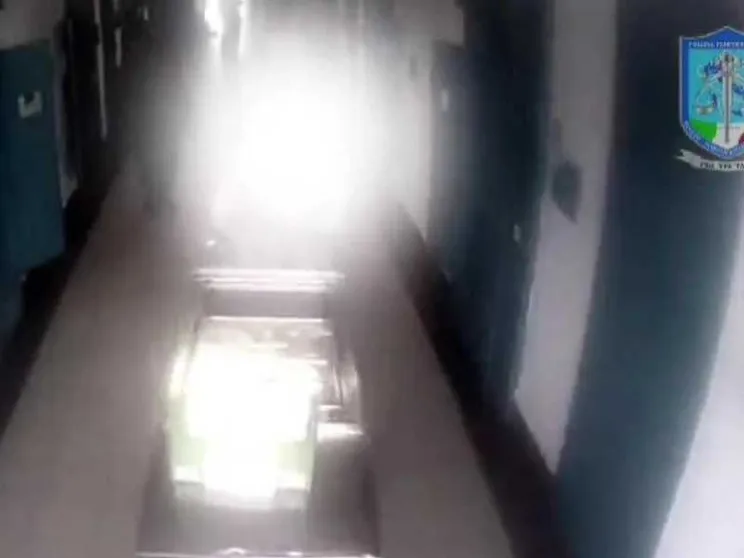 Il carcere delle torture: «Detenuti spogliati e seviziati». Indagati 25 agenti