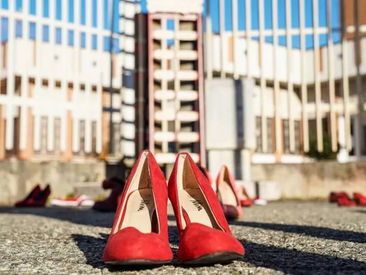 Lucia, Ambra e le altre: «Vi raccontiamo le nostre storie di violenza»