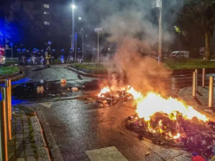 La furia per Ramy, la rabbia dei residenti. Così è esplosa la miccia Corvetto