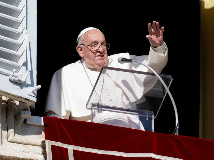 Il Papa: «La guerra un orrore, l'Avvento ci alleggerisca i cuori»