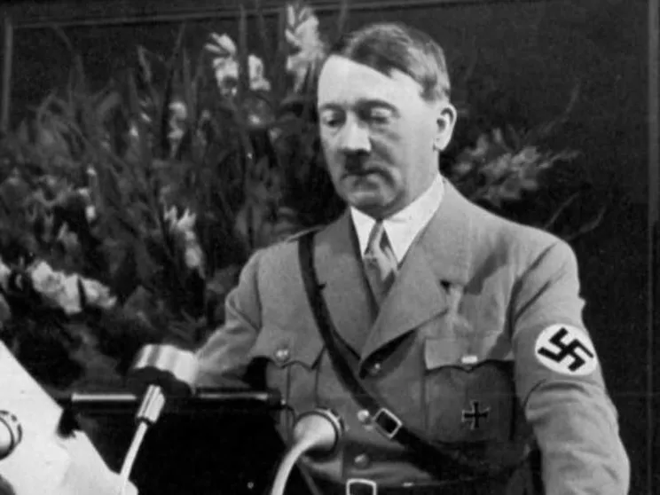 Il gioco di Hitler con i corrispondenti della stampa estera