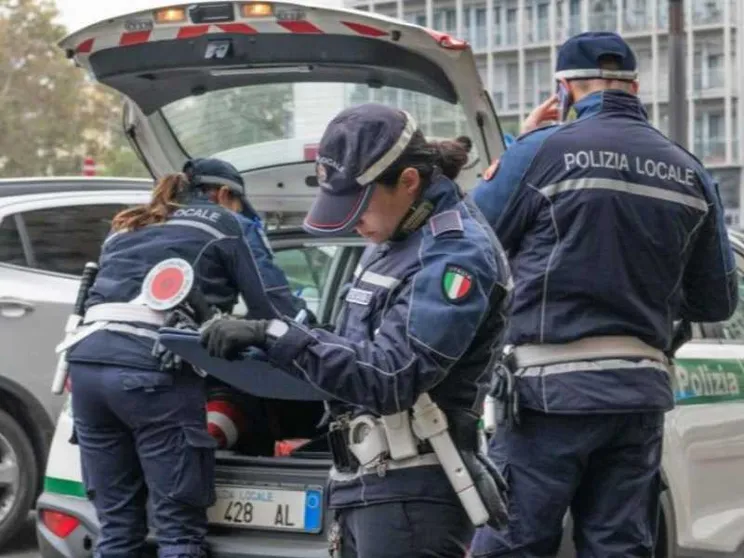 Cellulari, velocità, multe: ecco come cambia il codice della strada