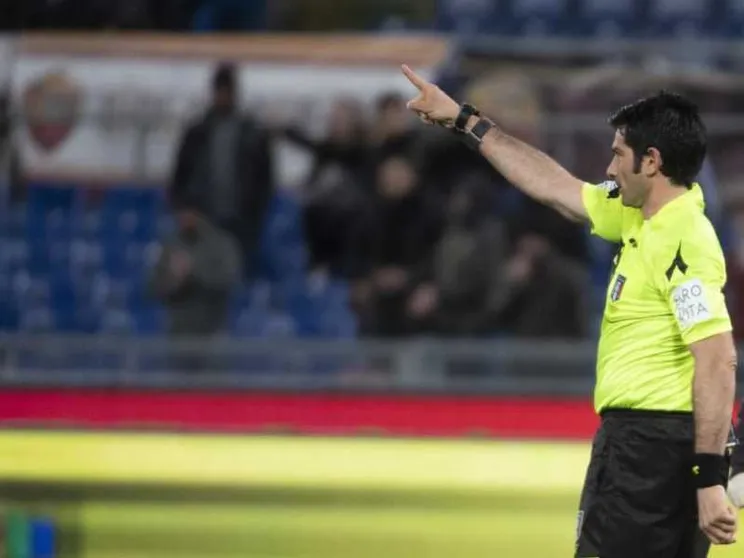 Gli arbitri minacciano di fermare i campionati per le violenze che subiscono