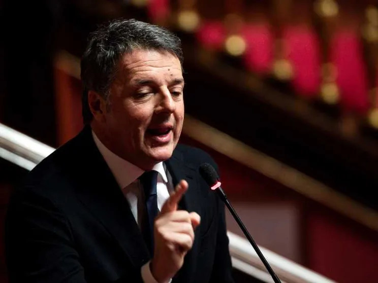 Via libera al Senato. Scontro in aula Renzi-La Russa