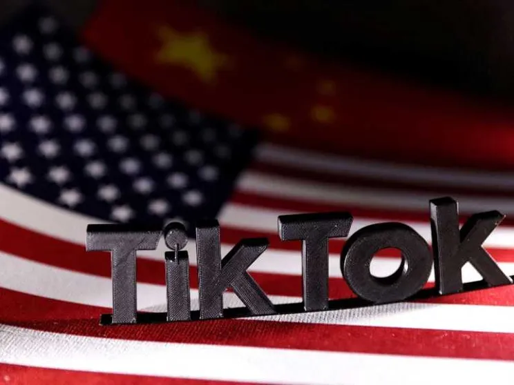 Perché Trump chiede di sospendere il blocco di TikTok previsto a gennaio