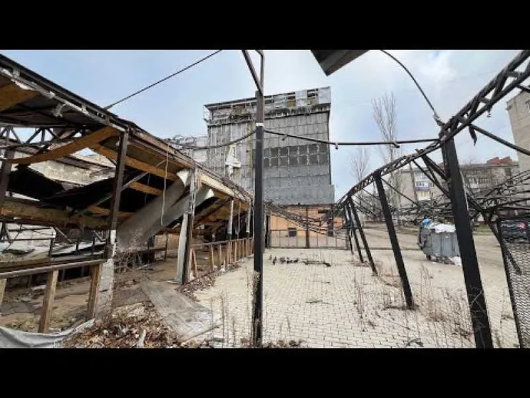 In Donetsk, dove avanzano le truppe di Putin: «Salviamo la gente dall'inferno»