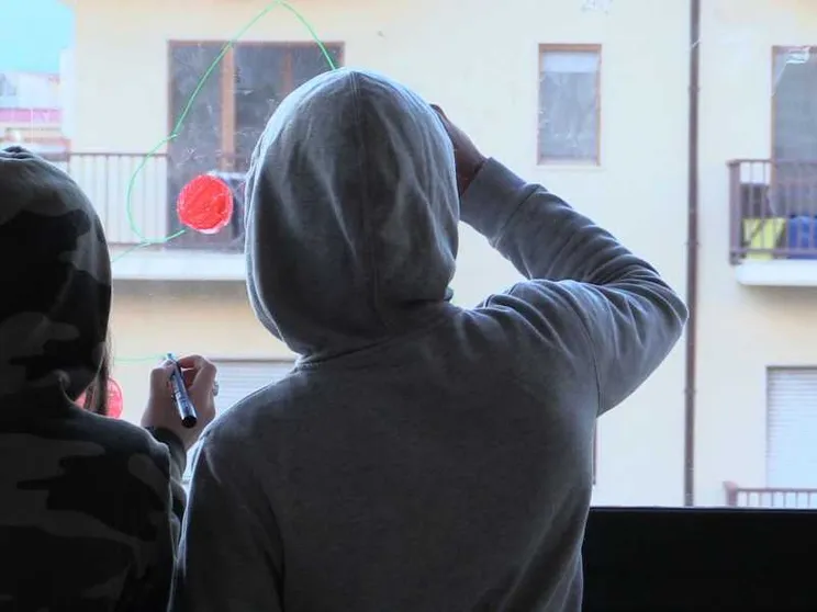 Invisibili o scomparsi? Cosa (non) dicono i numeri dei ragazzi “fantasma”