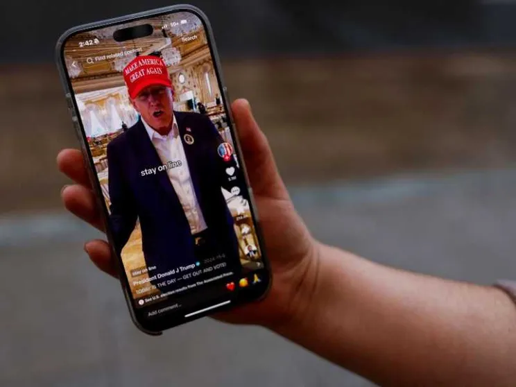 Il piano di Trump da 500 miliardi su IA. E l'assist a Musk per TikTok