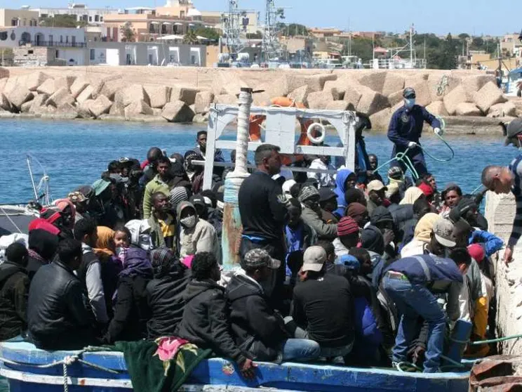 Naufragio a Lampedusa: lo strazio della mamma che ha perso i suoi tre bimbi