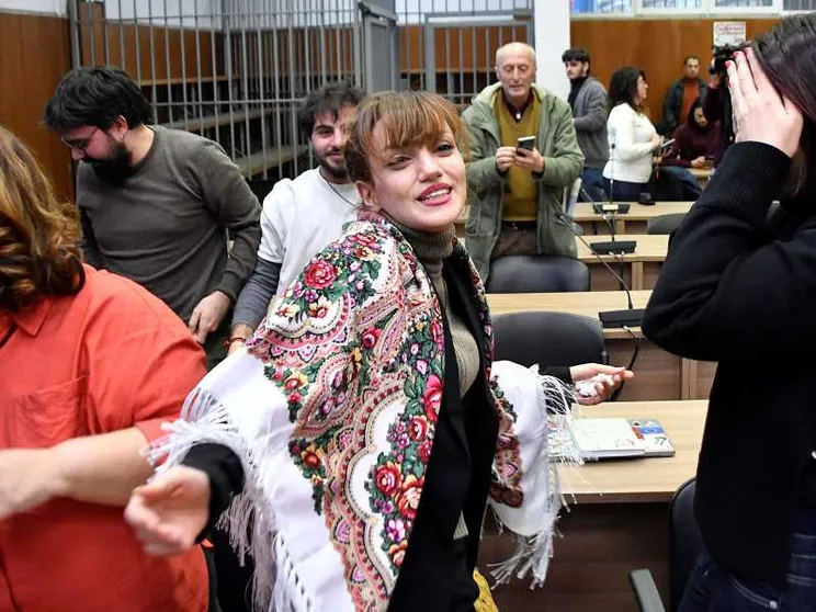 «Maysoon non è una scafista». I giudici assolvono l'attivista curda