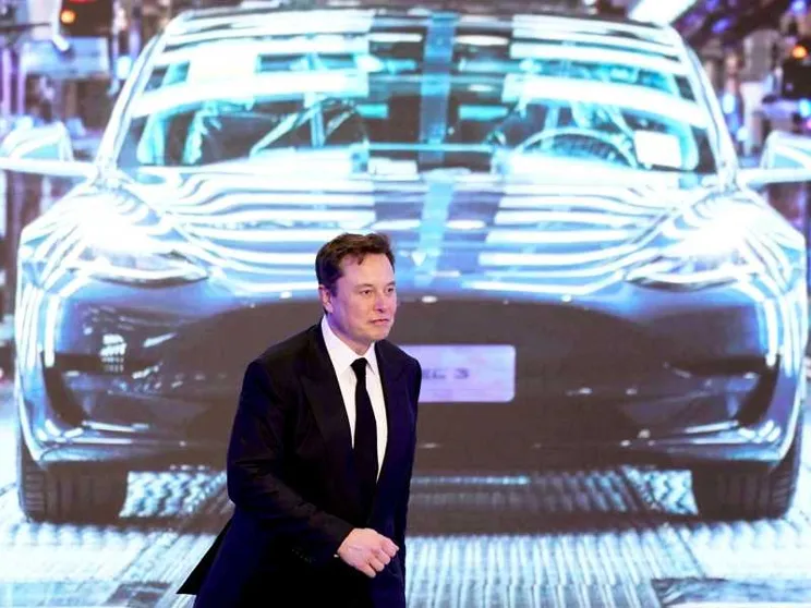 Possibile che Tesla sia in crisi per colpa delle scelte politiche di Musk?