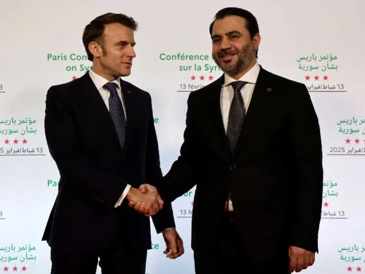 Macron: «La Siria si batta contro le milizie dell'Iran e il Daesh»