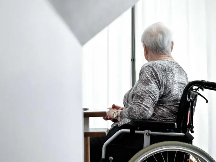 Intossicati in Rsa, si indaga per omicidio colposo