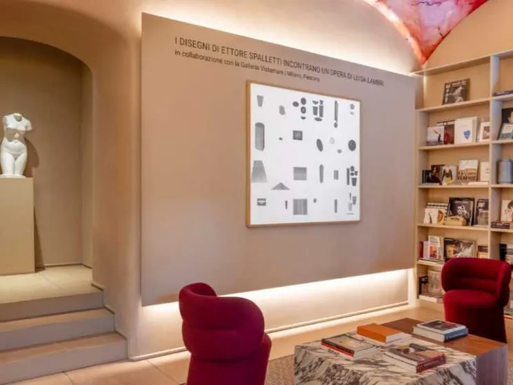 Fotografia, pittura e cinema: a Palazzo Velabro un'ospitalità a regola d'arte